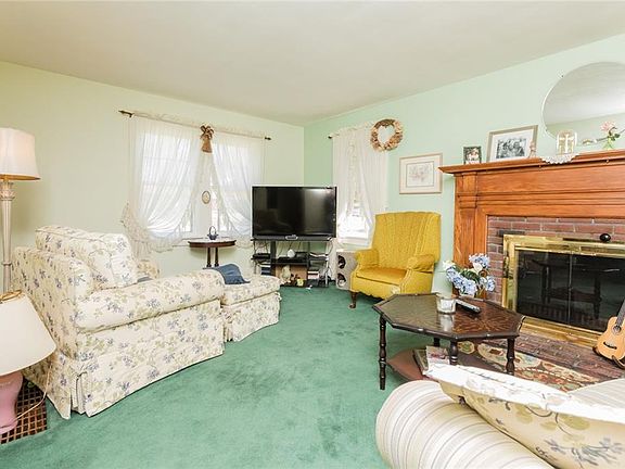 5th image of 1838 Chestnut Blvd