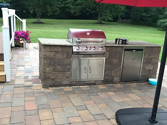 2nd image of 1540 Shannon Dr