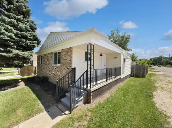 21108 Vermander Ave, Clinton Township, MI 48035