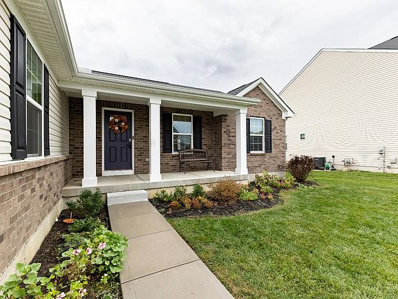 3rd image of 1541 Whitewater Trails Blvd