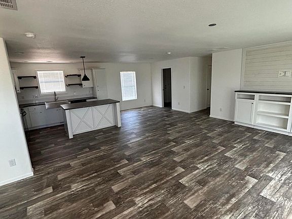 5th image of 56411 W CYPRESS Lane