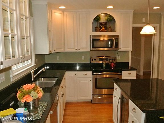 GRANITE COUNTERS