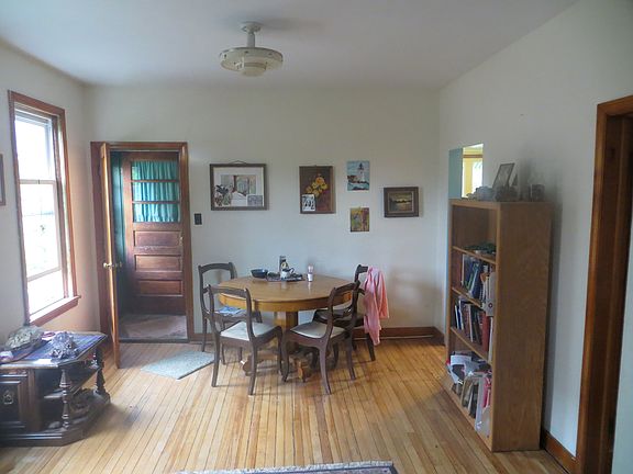 Dining room + stairs upstair