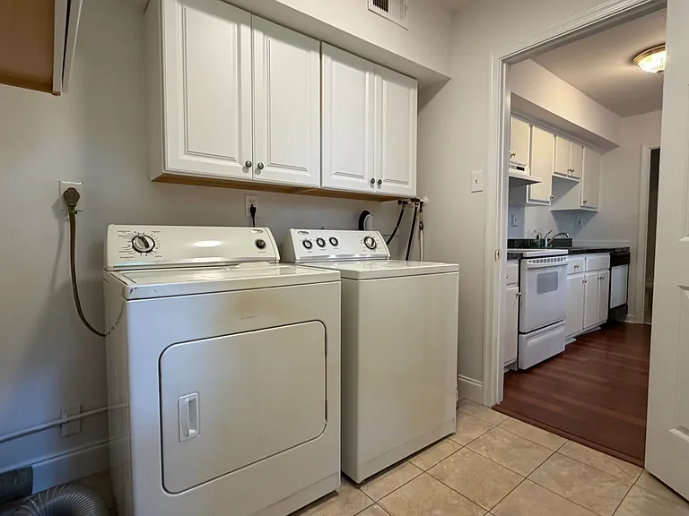 4124 Salford Ct — Photo 14
