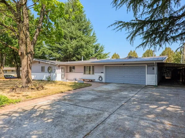 13419 NE Sacramento St, 13419 NE Sacramento St #A, Portland, OR 97230