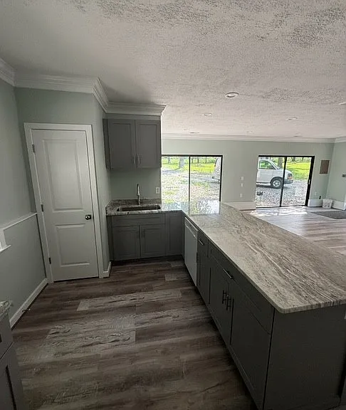 7421 Wilson Farm Ln — Photo 1