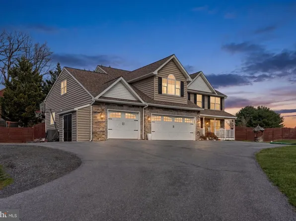 1901 Tea Mint Dr, Westminster, MD 21157