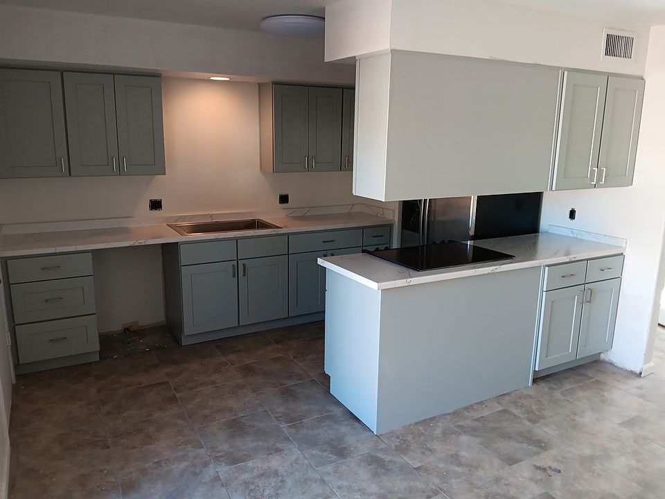 Newly renovated kitchen. Brand new dishwasher, backsplash and more will be in shortly.