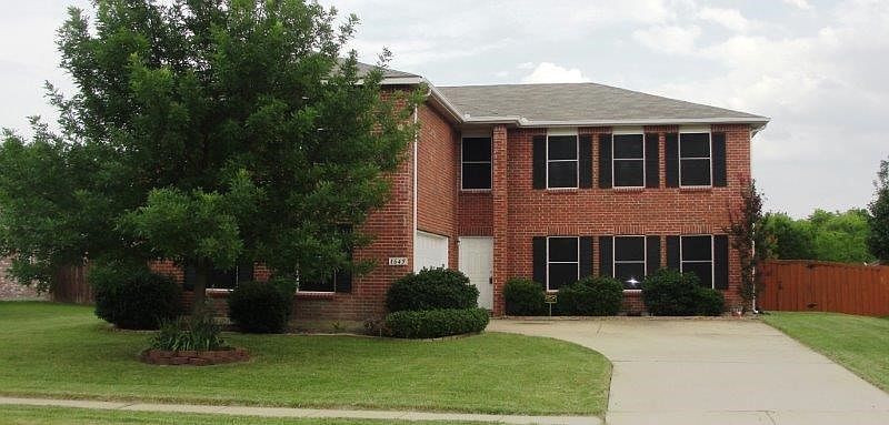 1st image of 1645 Chesterwood Dr