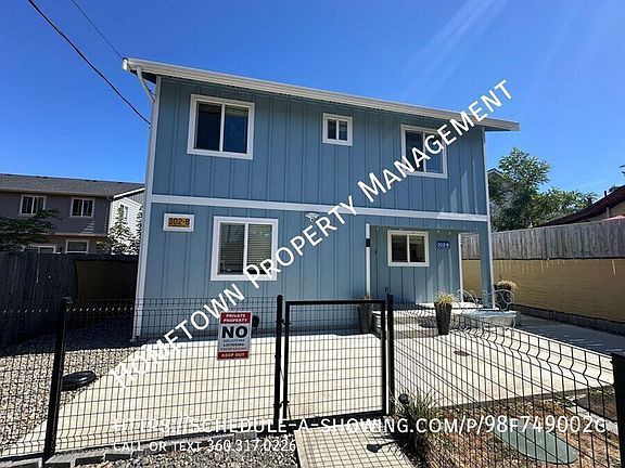 2nd image of 302B Van Trump St NE