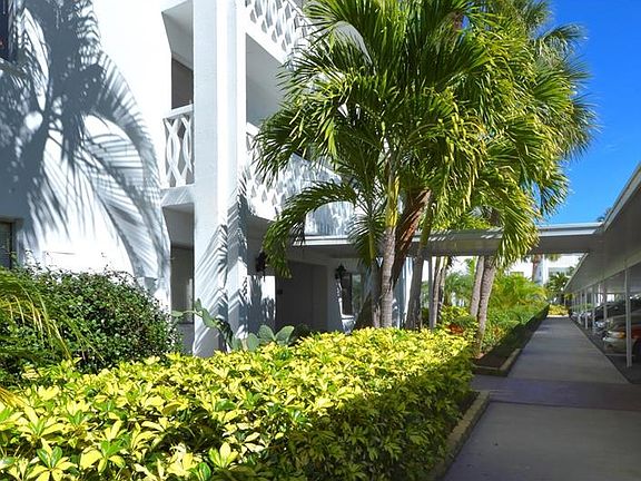 2nd image of 763 John Ringling Blvd #25