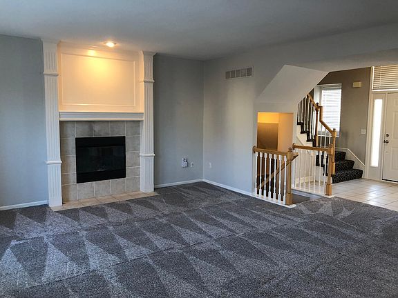 3rd image of 12755 Woodward St