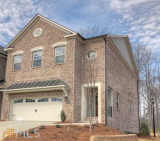 1st image of 2805 Avington Ln SE