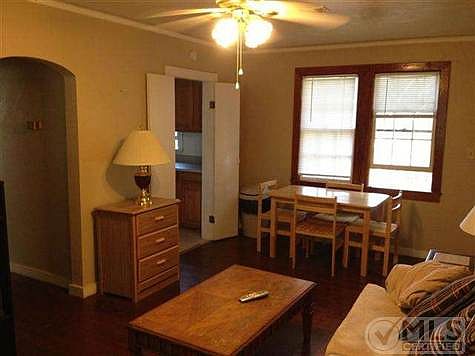 5th image of 1006 Carlton Dr #2