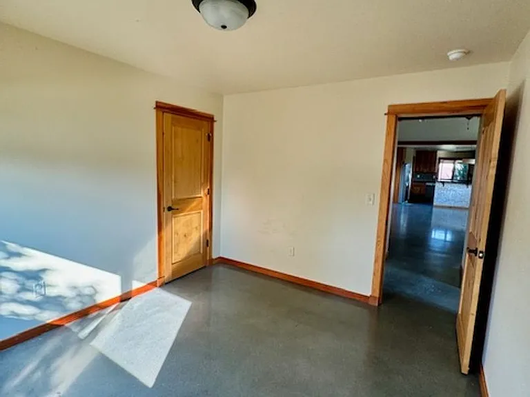 4020 Annie St — Photo 43