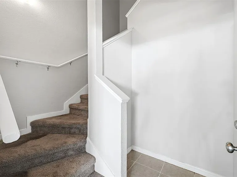 3274 Haviland Ct #201 — Photo 9