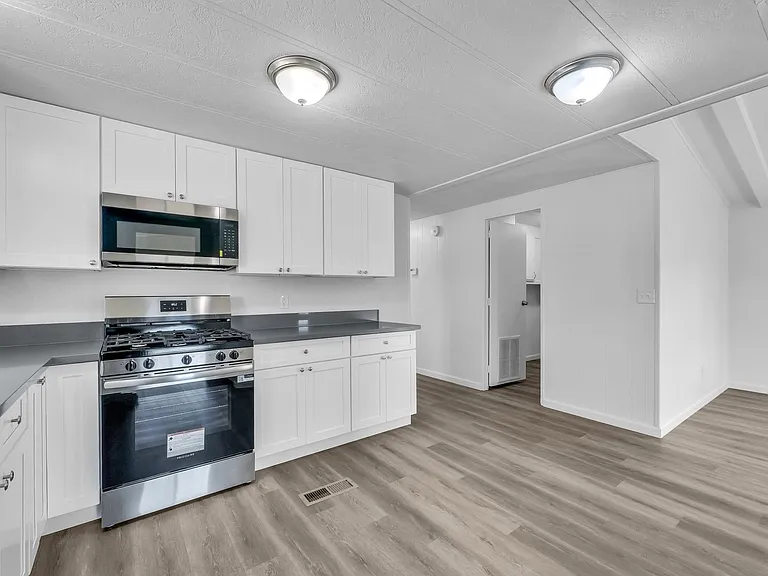 22450 Norris Ln — Photo 28