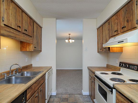 3rd image of 8522 Madrid Ct #B84