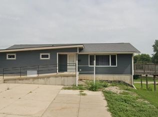 1017 17th St, Monroe, WI 53566