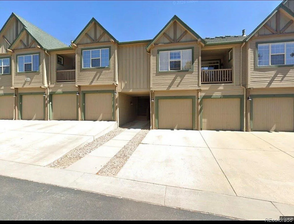 2 bed, 2.0 bath, 1283 sqft, $3,000 — Photo 2