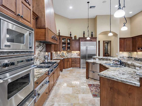 4th image of 10944 N Arista Ln