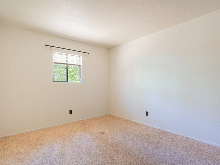 5383 Glenwood Ln — Photo 20