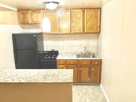 Rented by Padsters Realty LLC | media 39