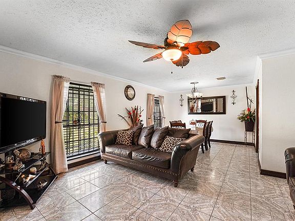 3rd image of 15707 Sierra Valle Drive