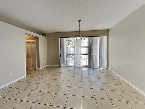 5th image of 24744 Siena Dr