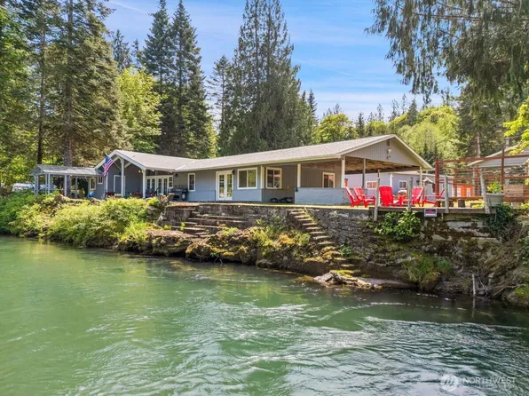 560 Mountain Trail Road, Brinnon, WA 98320