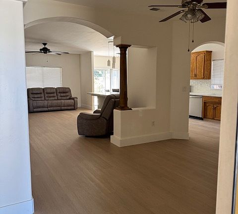 3rd image of 9909 Mona Lisa Ln
