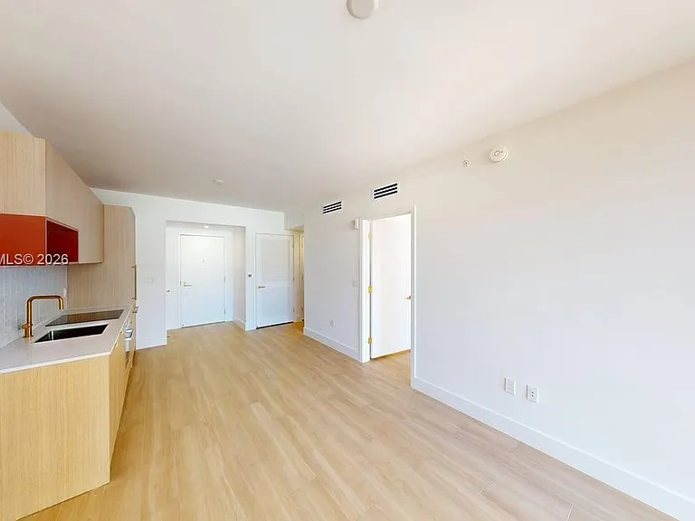 90 NE 32nd St #603 — Photo 9