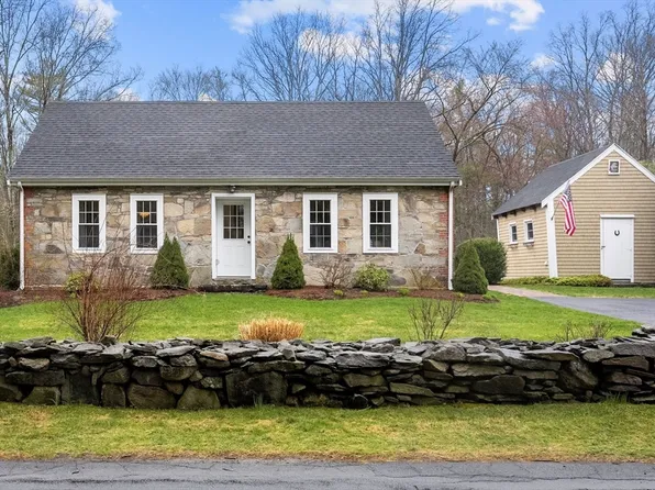 176 Lincoln St, Norton, MA 02766