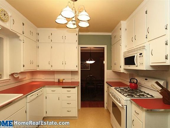 5th image of 3140 Cedar Ave