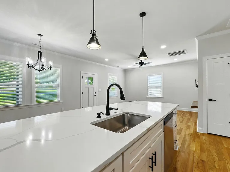 301 Tomberlin Rd — Photo 12