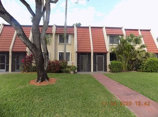 4443 Luxemburg Ct, Lake Worth, FL 33467