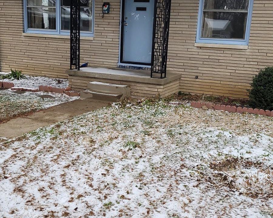 1st image of 613 Hocker St