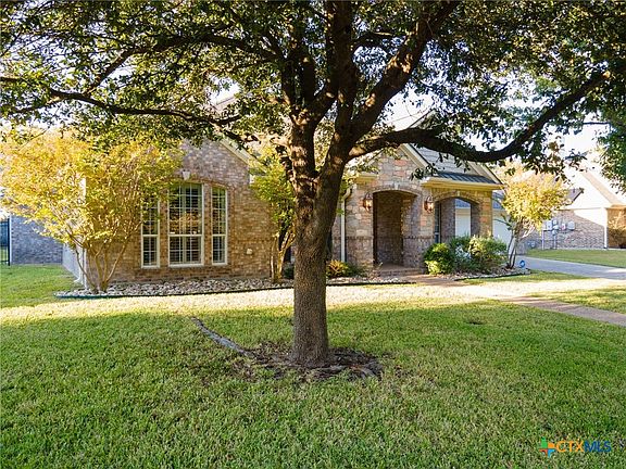 2nd image of 5932 Fawn Meadows Dr