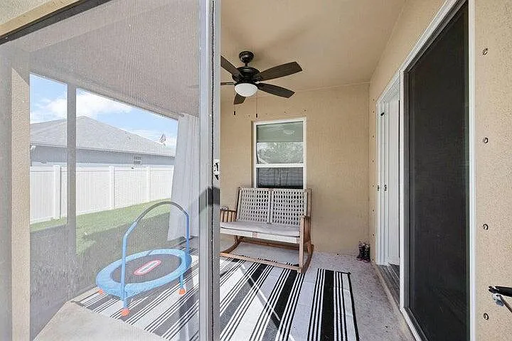 414 SW Dahled Ave — Photo 20