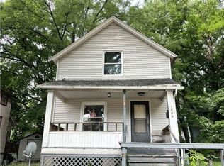 1080 Schumacher Ave, Akron, OH 44307