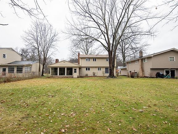 5th image of 6581 Sutton Dr
