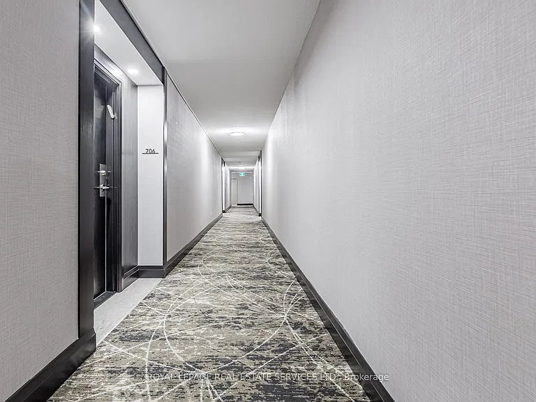 3000 Bathurst St #706 — Photo 2