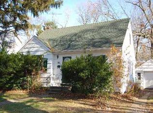 1603 Hendrickson Ave, Merrick, NY 11566