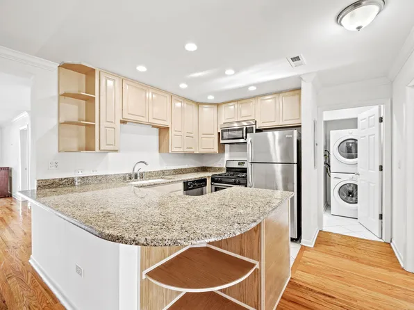 The Maples Apartments