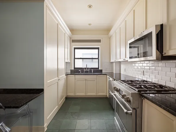 251 West 89th Street 6F image 3 of 12