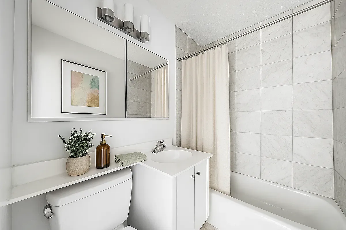 330 West 56th Street — Photo 3