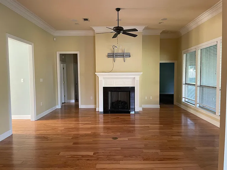 13078 Oak Knoll Dr — Photo 21