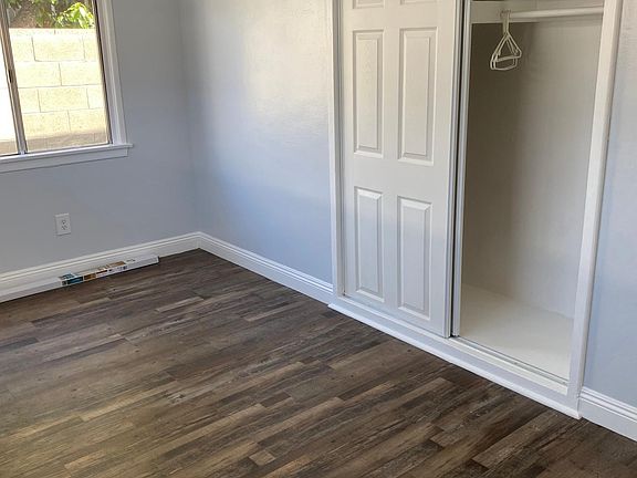 4th image of 4610 1/2 Fern Pl