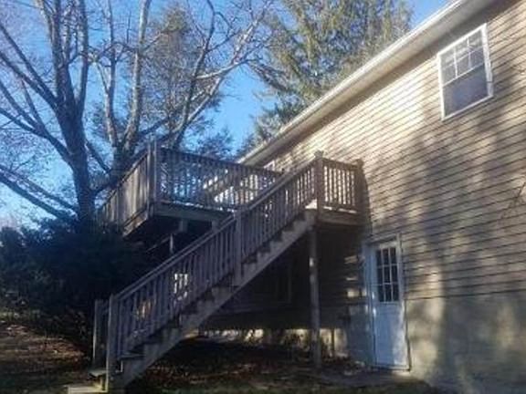 3rd image of 547 Marlet Pl
