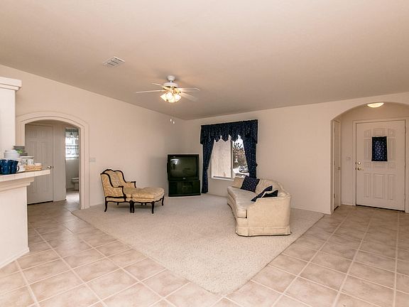4th image of 3974 Bear Dr